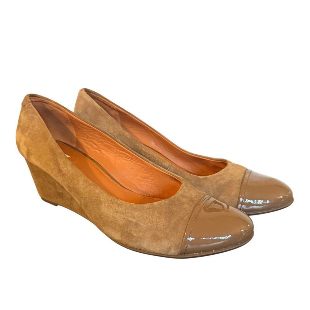 Geox Tan Suede Wedges with Glossy Taupe Cap